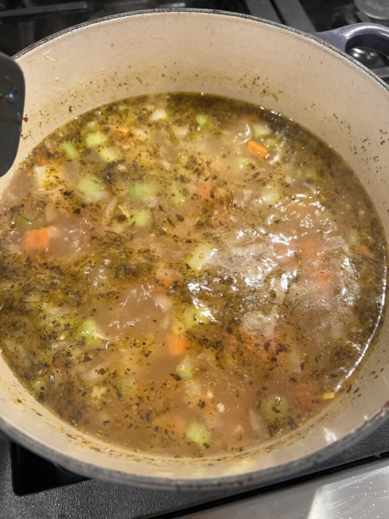 Potato and vegetable soup for picky eaters [vegan, nut free]