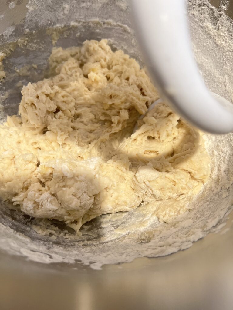 The best pull apart sourdough discard dinner rolls [egg free]