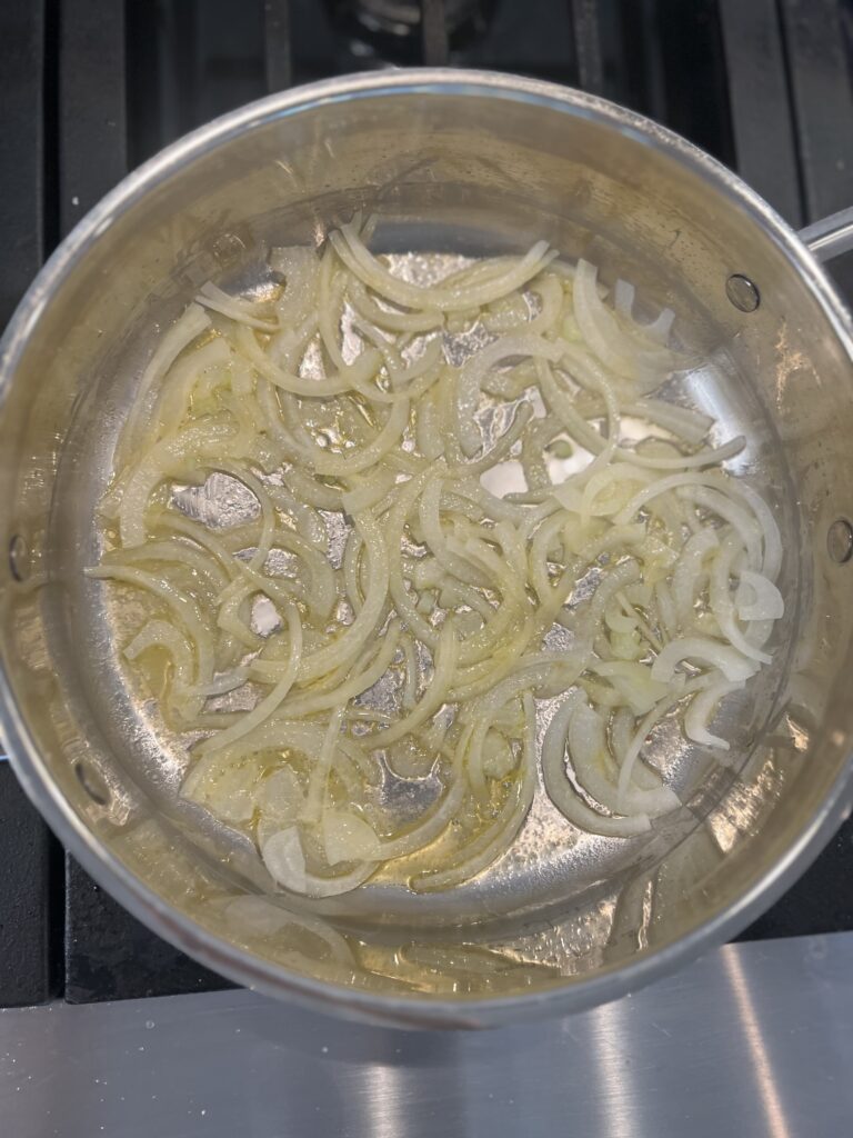 Mashed potatoes with caramelized onions [dairy free option]