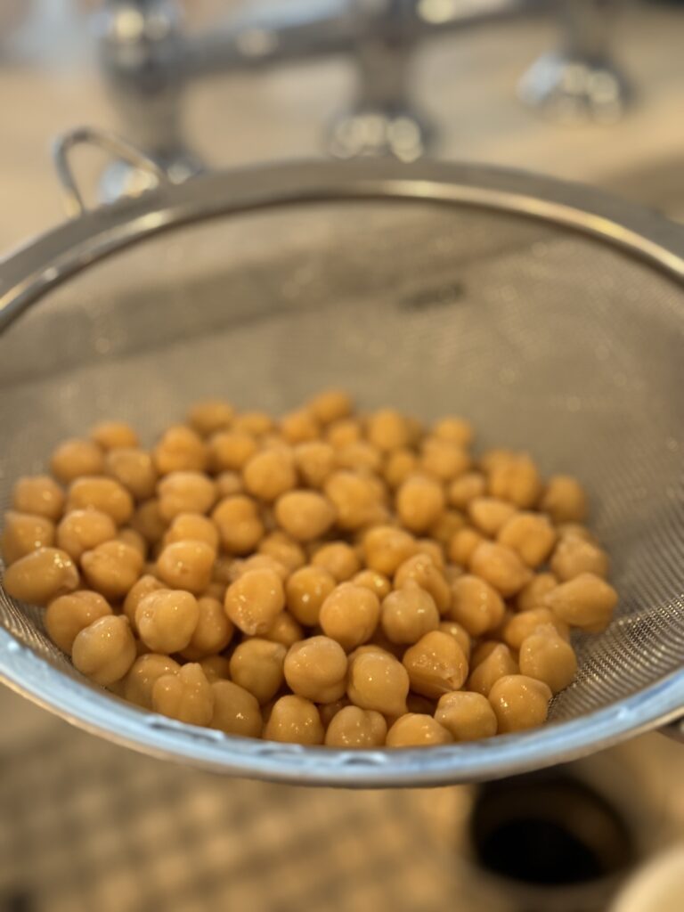 Vegan chickpea salad No nuts